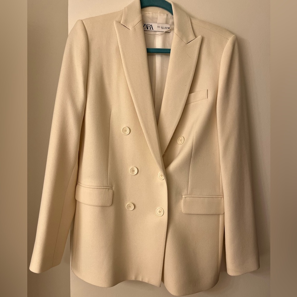 Zara Size Small Cream Blazer
